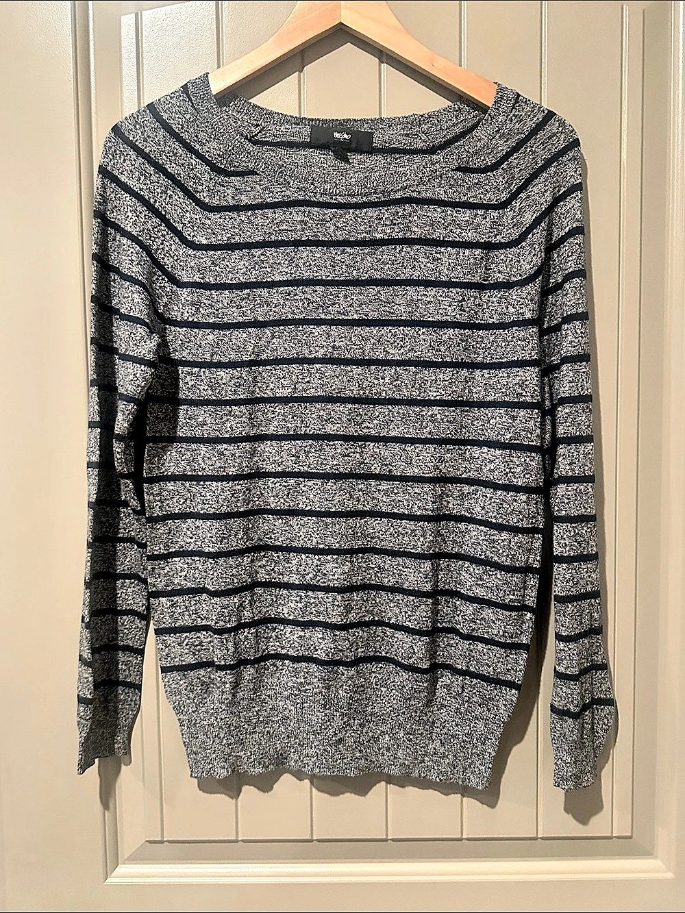 MOSSIMO Crewneck Sweater L